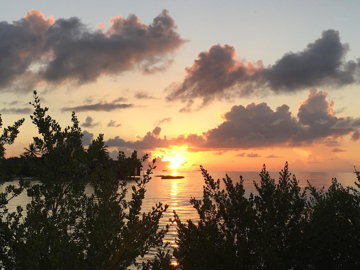 Sunset Holidays Huraa Exterior photo